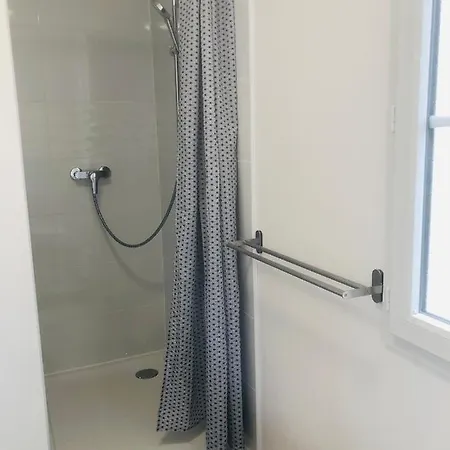 Le De La Girafe Centre *